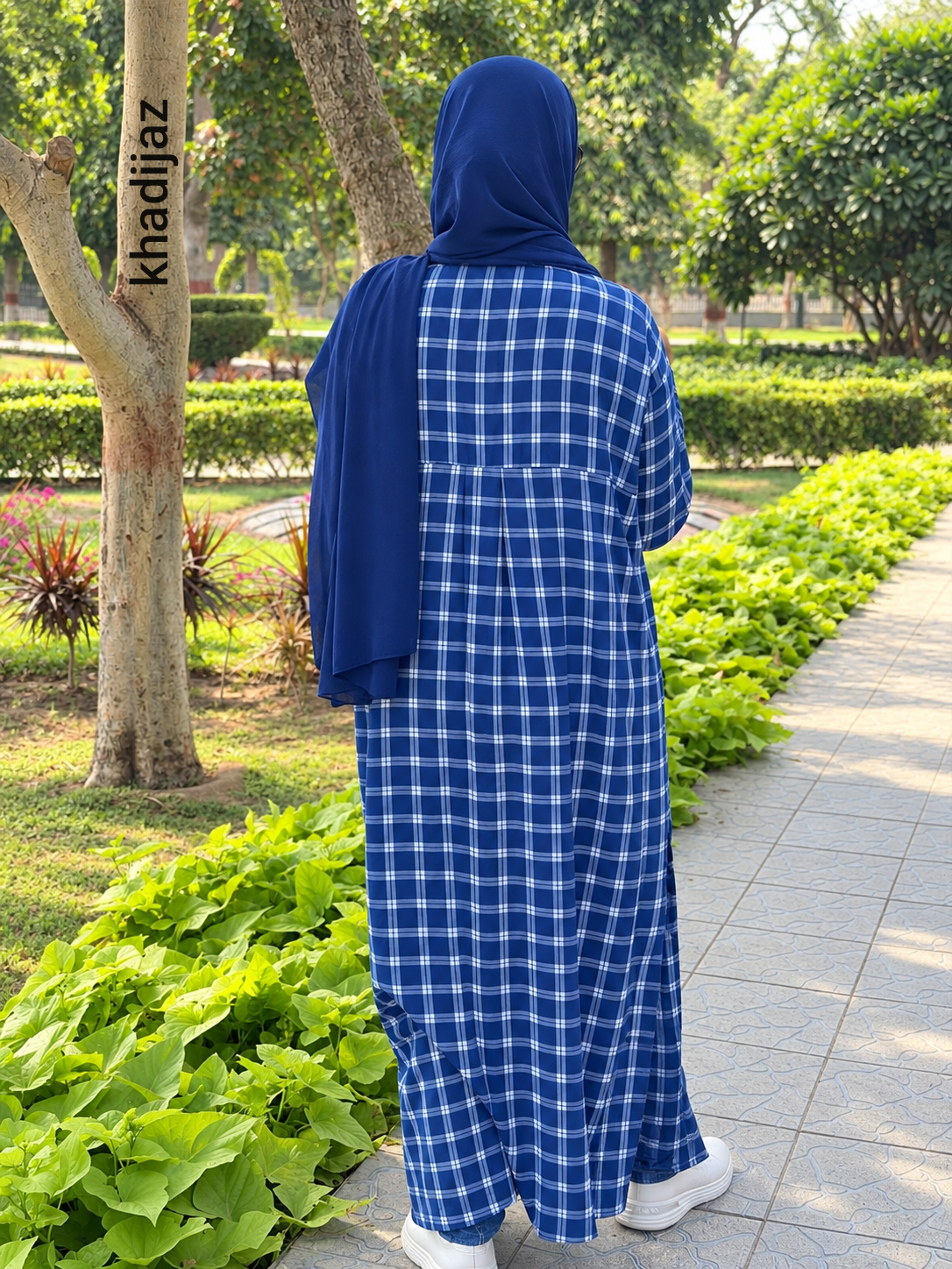 Blue Check Collar Shirt - Front Zip Close & Side Open